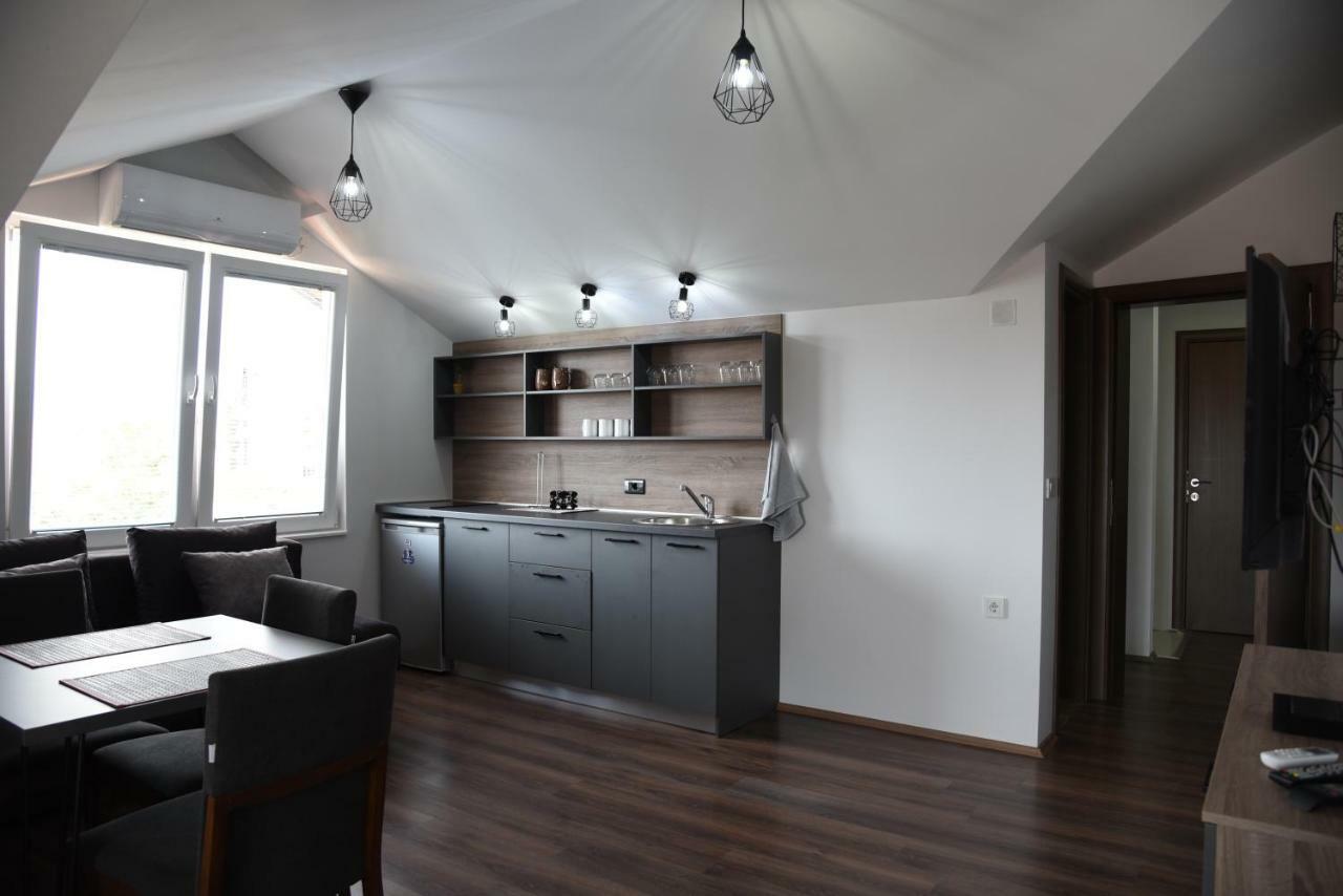 Mihail'S Apartments In Ohrid - 1 Экстерьер фото