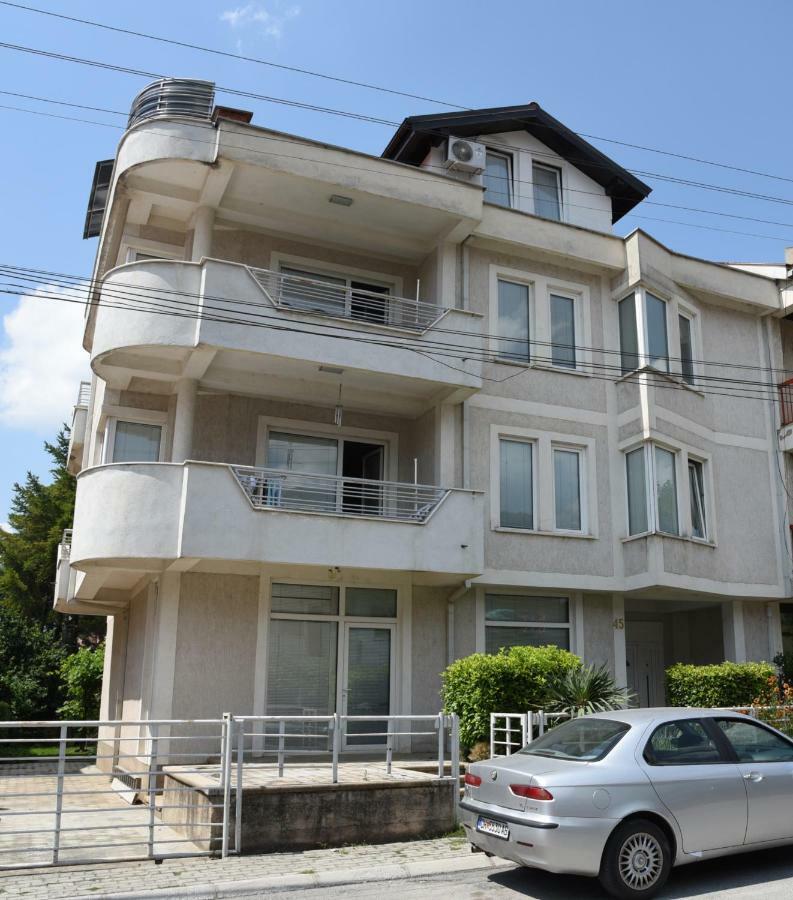 Mihail'S Apartments In Ohrid - 1 Экстерьер фото