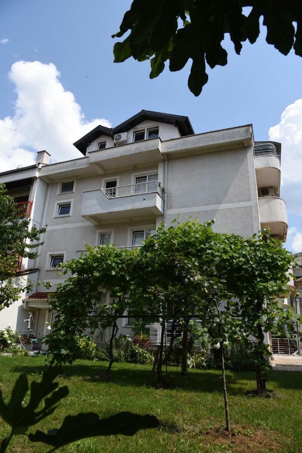 Mihail'S Apartments In Ohrid - 1 Экстерьер фото